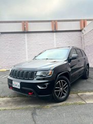 Used 2018 Jeep Grand Cherokee Trailhawk w/ Trailhawk Luxury Group image 1
