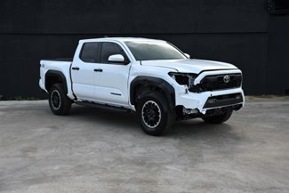 Used 2025 Toyota Tacoma TRD Off-Road video 2