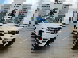 Used 2024 Jeep Grand Cherokee Limited w/ Luxury Tech Group II image 1