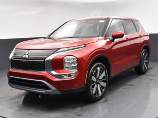 New 2025 Mitsubishi Outlander SE image 1