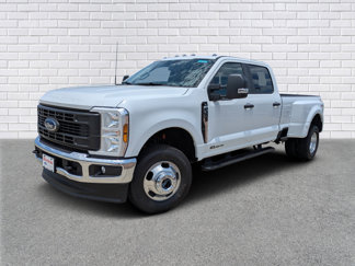 New 2025 Ford F350 XL image 1