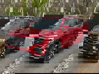 New 2025 Volkswagen Atlas SEL image 1