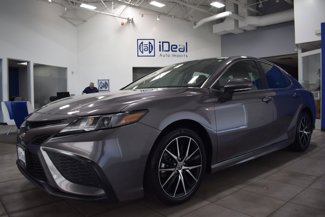 Used 2023 Toyota Camry SE image 1