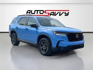 Used 2025 Honda Pilot TrailSport image 1