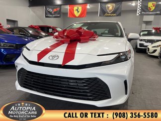 Used 2025 Toyota Camry LE image 1