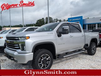Used 2023 Chevrolet Silverado 2500 High Country image 1