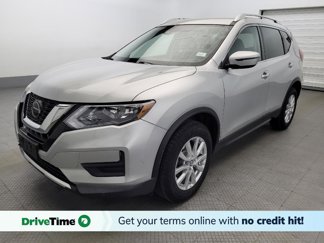 Used 2020 Nissan Rogue SV image 1
