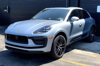 New 2026 Porsche Macan image 1