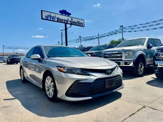 Used 2021 Toyota Camry LE w/ Carpet Mat Package (TMS) image 1