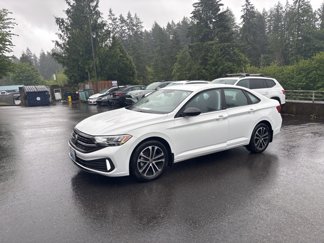 Used 2023 Volkswagen Jetta Sport image 1