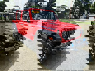 Used 2025 Jeep Wrangler Unlimited Rubicon 4xe w/ Steel Bumper Group image 1