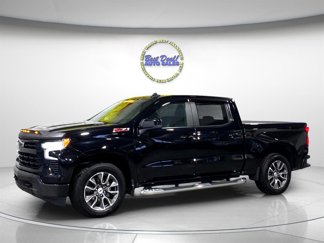 Used 2023 Chevrolet Silverado 1500 RST image 1