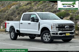 New 2025 Ford F250 4x4 Crew Cab Super Duty image 1
