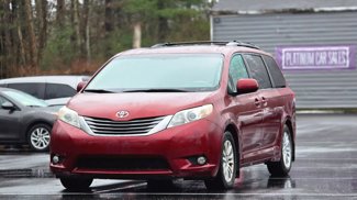 Used 2012 Toyota Sienna XLE image 1