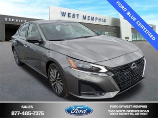 Used 2024 Nissan Altima 2.5 SV image 1