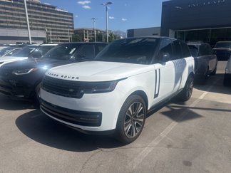 Certified 2025 Land Rover Range Rover SE image 1