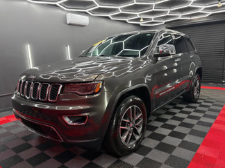 Used 2018 Jeep Grand Cherokee Limited w/ Luxury Group II image 1