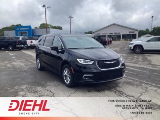 New 2026 Chrysler Pacifica Select image 1