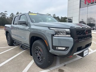 New 2025 Nissan Frontier PRO-4X w/ Pro Convenience Package image 1