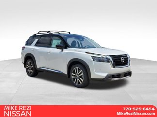 New 2025 Nissan Pathfinder Platinum image 1