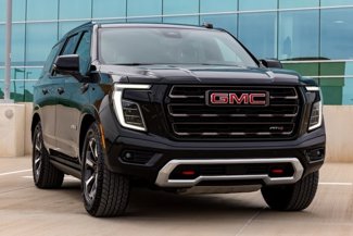 Used 2025 GMC Yukon AT4 Ultimate image 1