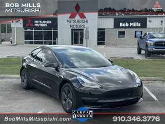 Used 2023 Tesla Model 3 Standard Range image 1