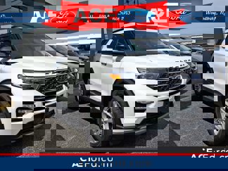 Certified 2022 Ford Explorer XLT w/ Equipment Group 202A image 1