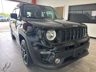 Used 2021 Jeep Renegade Latitude image 1