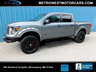 Used 2019 Nissan Titan SV w/ SV Convenience Package image 1