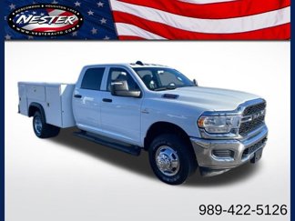 New 2024 RAM 3500 Tradesman w/ Chrome Appearance Group image 1