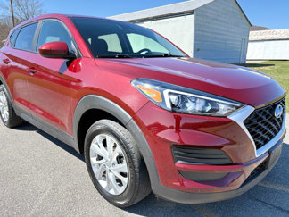 Used 2019 Hyundai Tucson SE image 1