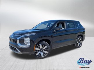 New 2025 Mitsubishi Outlander SE image 1