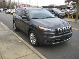 Used 2017 Jeep Cherokee Limited image 1