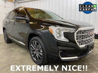 Used 2023 GMC Terrain Denali image 1