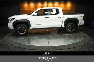 Used 2024 Toyota Tacoma TRD Off-Road image 1