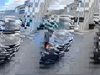 Used 2016 Honda Odyssey Touring image 1