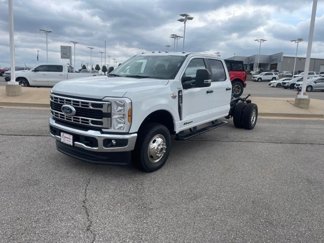 New 2025 Ford F350 XL image 1