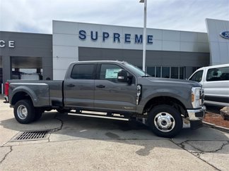 New 2025 Ford F350 XLT image 1