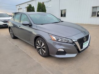 Used 2022 Nissan Altima 2.5 SV image 1