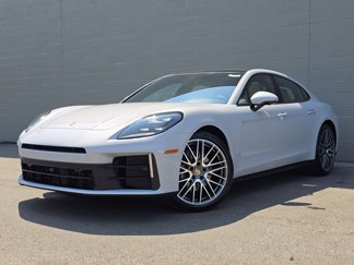 New 2025 Porsche Panamera 4 image 1