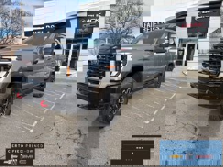 Used 2025 GMC Sierra 2500 AT4X image 1
