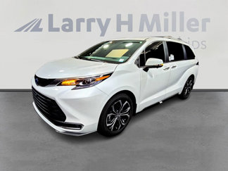 New 2025 Toyota Sienna Platinum image 1