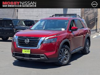 New 2025 Nissan Pathfinder SV image 1
