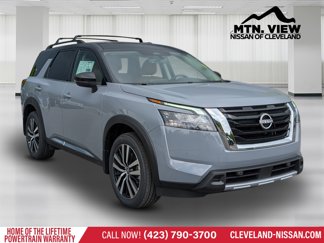 New 2025 Nissan Pathfinder Platinum image 1