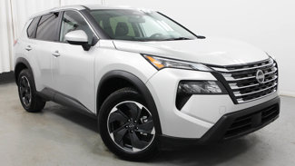 Used 2024 Nissan Rogue SV image 1