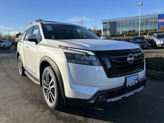 New 2025 Nissan Pathfinder Platinum w/ Lighting Package (N93) image 1