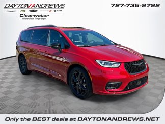 New 2025 Chrysler Pacifica Limited image 1