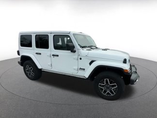 Used 2025 Jeep Wrangler Sahara video 2
