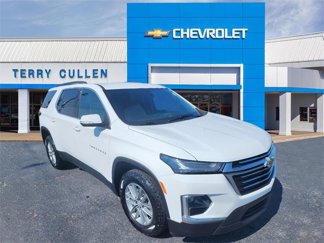 Used 2023 Chevrolet Traverse LT image 1