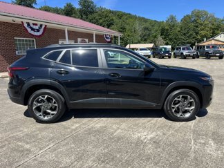 Used 2024 Chevrolet Trax LT w/ Sunroof Package image 1